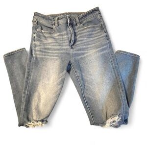 American Eagle Outfitters Women's High Rise Distressed Jeans - Gray